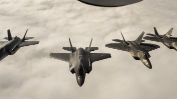 Guvernul a aprobat cumpărarea a 32 de avioane F-35 pentru 6,5 miliarde euro, alături de un pachet logistic și de instruire a piloților