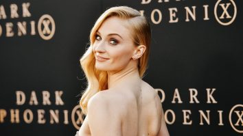 Sophie Turner va fi Lara Croft în seria „Tomb Raider” a lui Phoebe Waller-Bridge