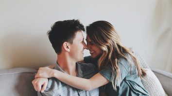 Conexiunile sociale construiesc relații de durată