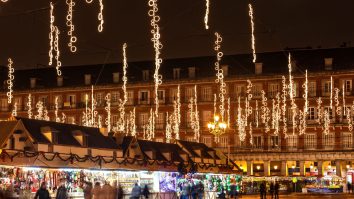 Madrid dă startul Crăciunului cu 230 de zone iluminate. Ce aduce nou târgul de anul acesta