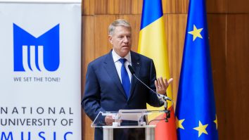 Iohannis: Avem de ales între Democrație și Misticism