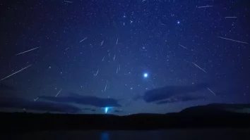 În această noapte poți observa Leonidele cu ochiul liber. Unde le poți vedea
