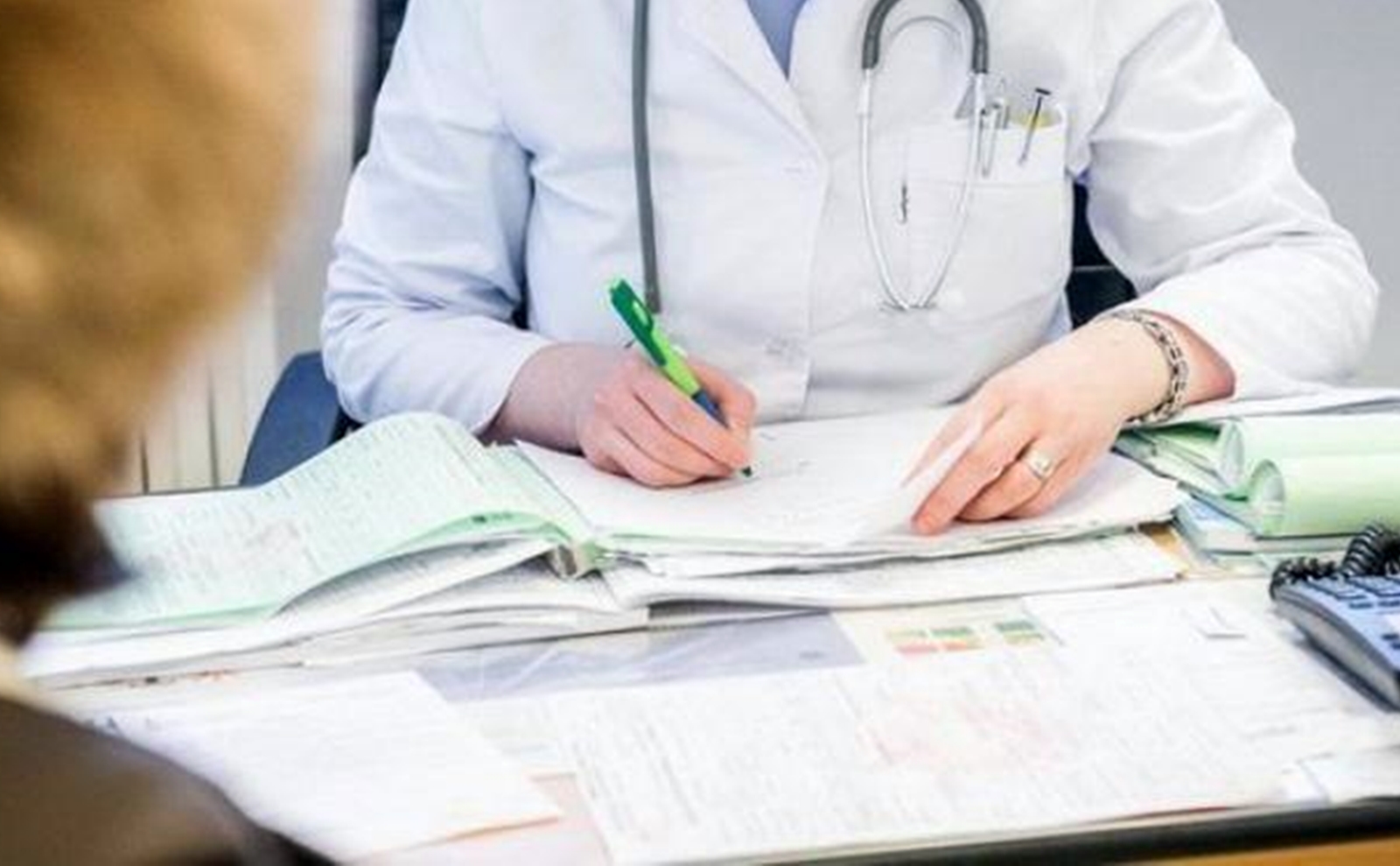 Cât de des mergi la medic? 80% din bolile de inimă și accidentele vasculare cerebrale ar putea fi evitate prin măsuri preventive adecvate