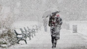 Ai vreme rece în marea majoritate a României. Ce temperaturi te așteaptă în weekend?