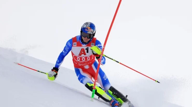 Campionul olimpic Clement Noel a obținut a doua victorie în două săptămâni la slalom în Cupa Mondială