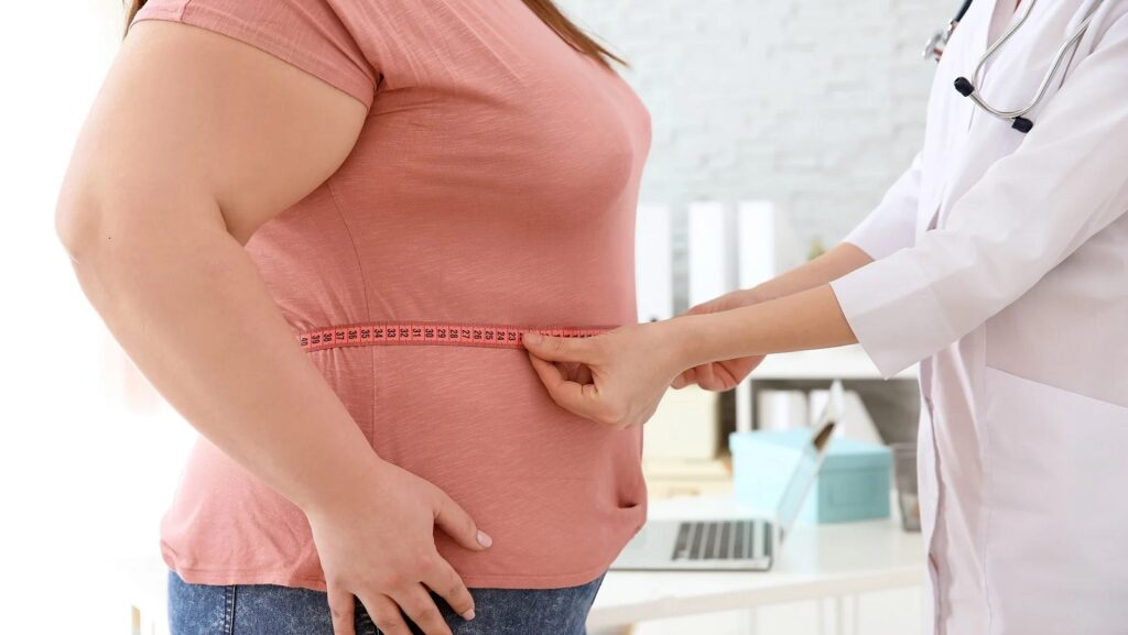6 din 10 români se confruntă cu obezitatea sau supraponderabilitatea. La ce trebuie să fim atenți pentru a evita aceste riscuri