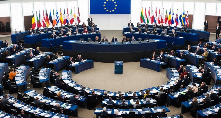 Economia Europei va crește începând cu anul următor. Cum va fi influențată situația economică a României