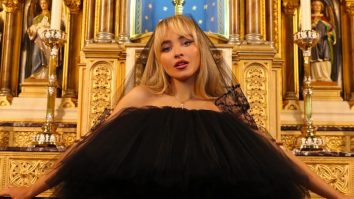 Preotul care a lăsat-o pe Sabrina Carpenter să filmeze scene provocatoare în Biserică a fost eliberat