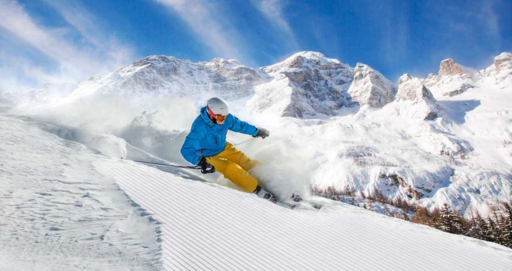 Sezonul de schi 2024-2025 se apropie. Ești gata de pârtie?