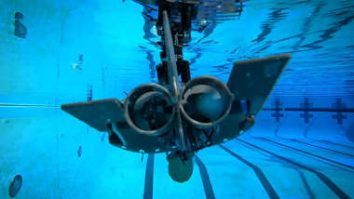 NASA testează o tehnologie revoluționară: roboții subacvatici SWIM de dimensiunea unui telefon