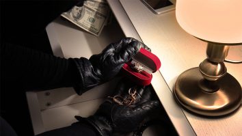 S-a întâlnit hoțul cu…stresul. Un bărbat din Japonia a spart peste 1.000 de case ca hobby