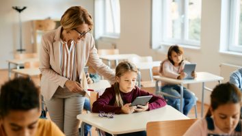 Compania Adservio aduce Inteligența Artificială în educație. Cum poate copilul tău să aibă un mediu de învățare mai sănătos