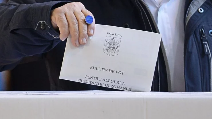 Ce trebuie să știi despre alegerile prezidențiale și referendumul din 24 noiembrie? Aproape 19.000 de secții de votare vor fi deschise pe teritoriul României începând cu ora 07:00