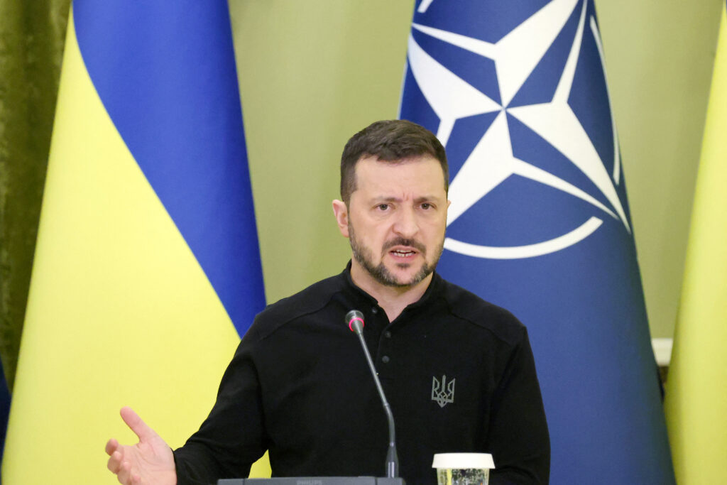 Zelenski recunoaște că Ucraina nu își poate recupera teritoriile. Care sunt variantele pentru încheierea războiului