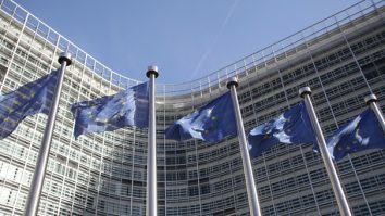 Parlamentul European a aprobat primul intergrup dedicat educaţiei şi competenţelor