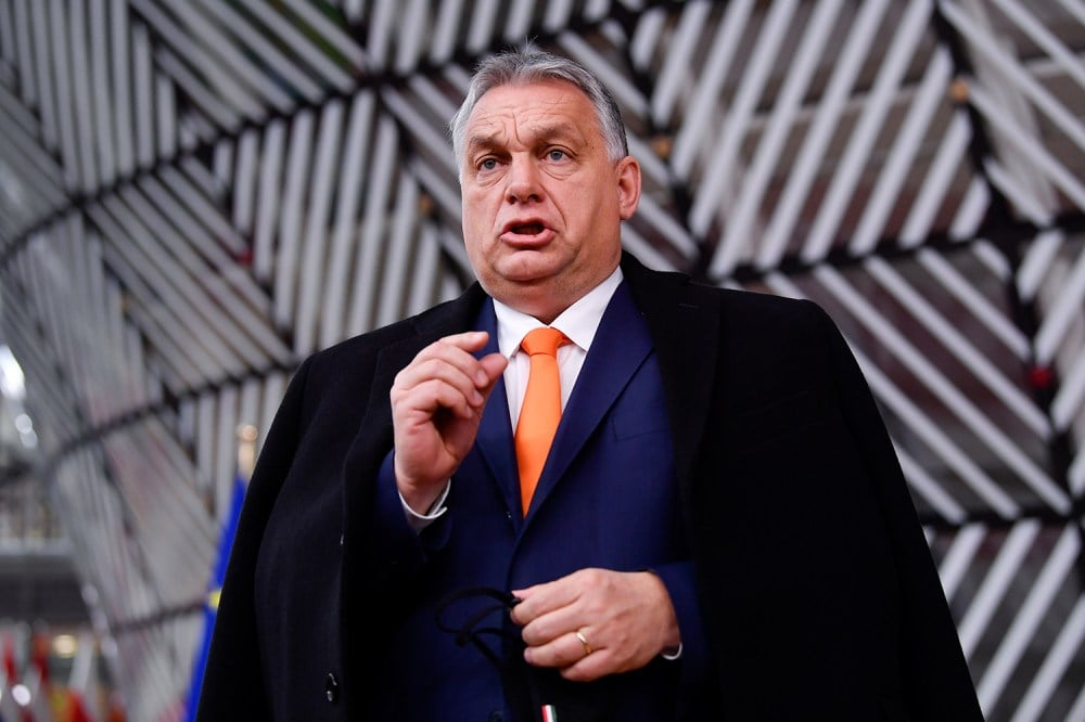 Viktor Orban și Elon Musk au discutat un plan de business care include sateliți în scopuri militarism și civile