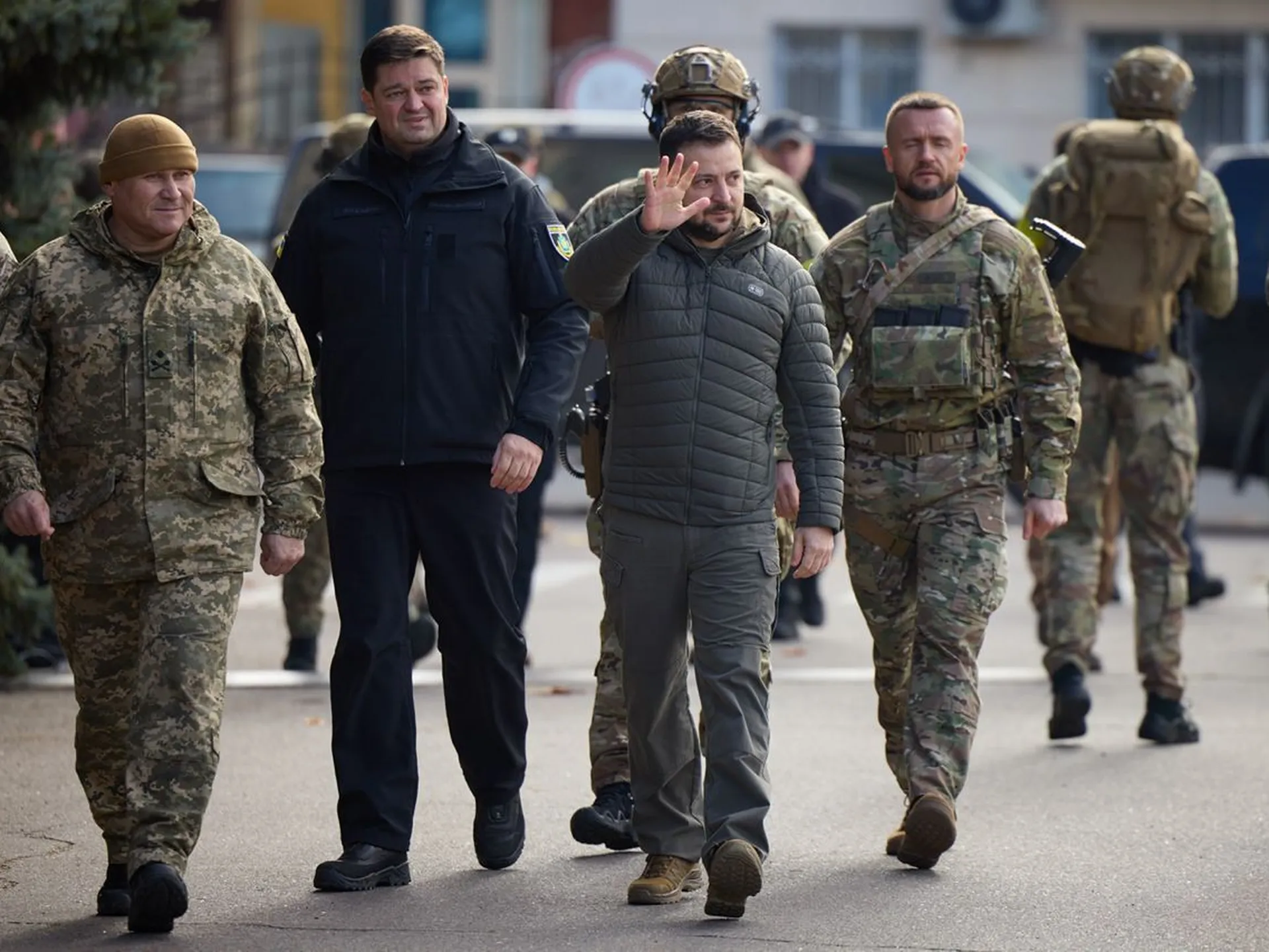 LIVE UPDATE. Război în Ucraina, ziua 1.021. Zelenski ia în considerare desfășurarea de forțe de menținere a păcii în Ucraina.