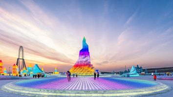 Cel mai mare parc de gheață din lume se deschide de Crăciun în China. Harbin Ice Snow World își ține porțile deschise până în februarie