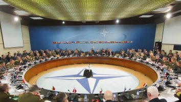 „NATO nu se poate apăra de Rusia fără SUA”, avertizează liderii alianței. Ce urmează pentru viitorul Europei