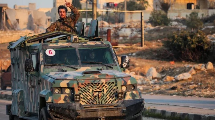 Ofensiva rebelilor în Siria: Cine face parte din gruparea teroristă HTS și care este destinul regimului Assad