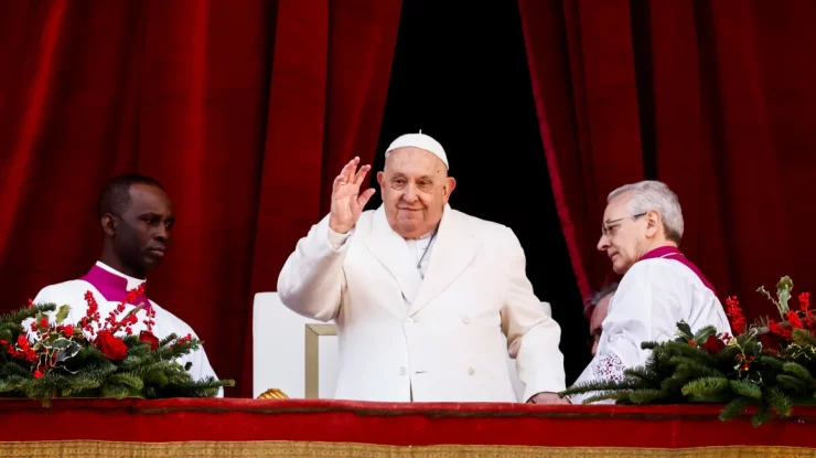 Papa Francisc a făcut apel la negocieri pentru a pune capăt conflictelor din Israel și Ucraina, în mesajul din ziua de Crăciun. Suveranul a vorbit de la balconul  Bazilicii Sfântul Petru