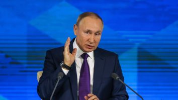 Putin se declară dispus să negocieze, dar nu renunță la obiectivele Rusiei: „În curând n-o să mai fie ucrainenii dornici să lupte”
