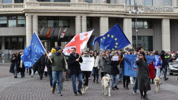 Opoziţia Georgiei face apel la UE împotriva candidatului pro-rus la preşedinţie