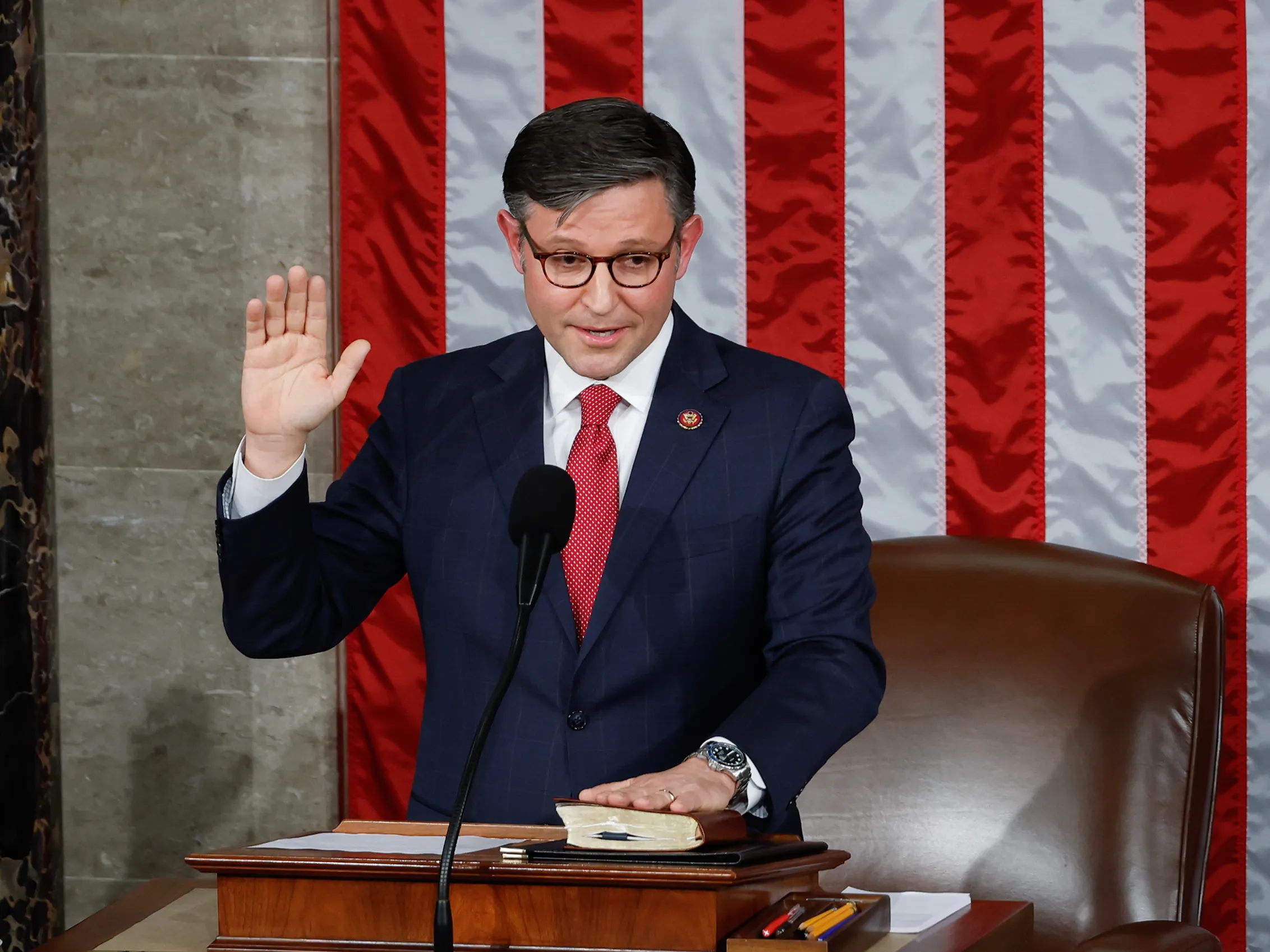 SUA oprește ajutorul pentru Ucraina până la venirea lui Trump la Casa Albă. Mike Johnson anunță refuzul unui nou pachet de 24 miliarde de dolari