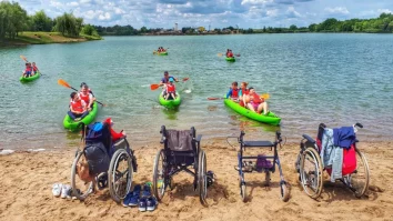 Asociația Caiac Smile împarte bucurie persoanelor cu dizabilități. Ionuț Stancovici: „Avem foarte multe proiecte prin care să-i ajutăm pe cei care au nevoie”