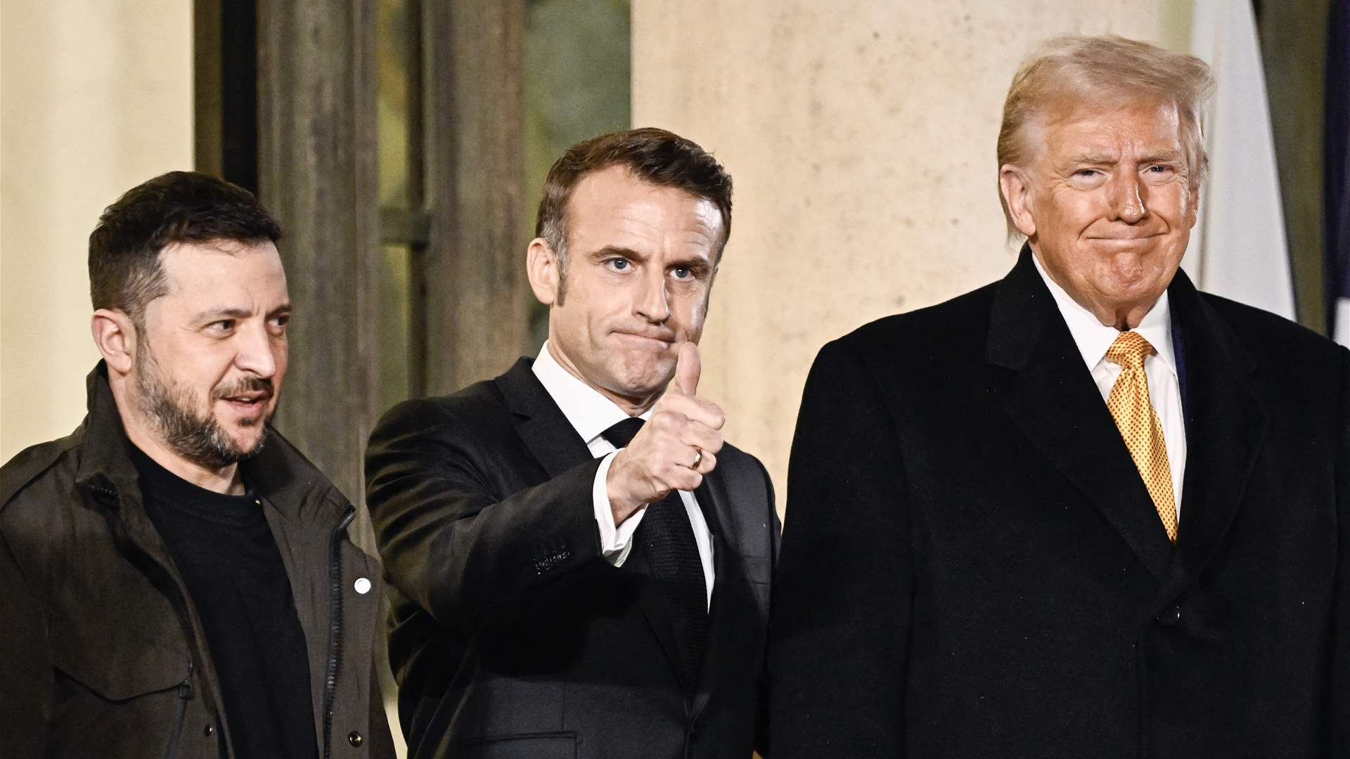 Întâlnire trilaterală la Palatul Élysée din Franța. Macron, Trump și Zelenski s-au întâlnit în Paris, înainte de ceremonia de redeschidere a Catedralei Notre Dame