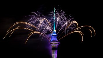 LIVE UPDATE. Primele țări care intră în 2025. În Australia, peste 1 milion de persoane s-au adunat în portul Sydney pentru focul de artificii