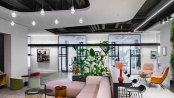 Art Set by GAEP transformă birourile într-un spațiu plin de inspirație prin arta contemporană. Ce efecte are asupra angajaților