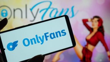 Cine-ți răspunde pe OnlyFans? Cum sunt folosiți chatboții AI pentru a maximiza câștigurile