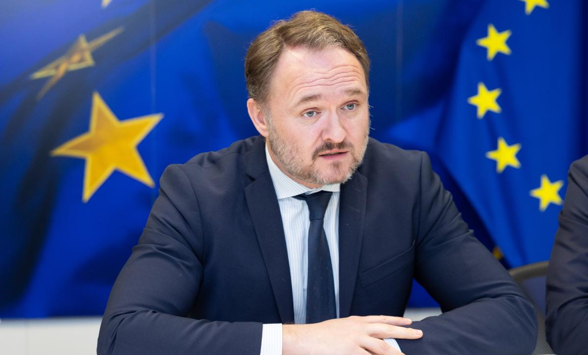 Prioritatea Uniunii Europene este ruperea legăturilor de combustibili cu Rusia. Ce spune noul șef al energiei