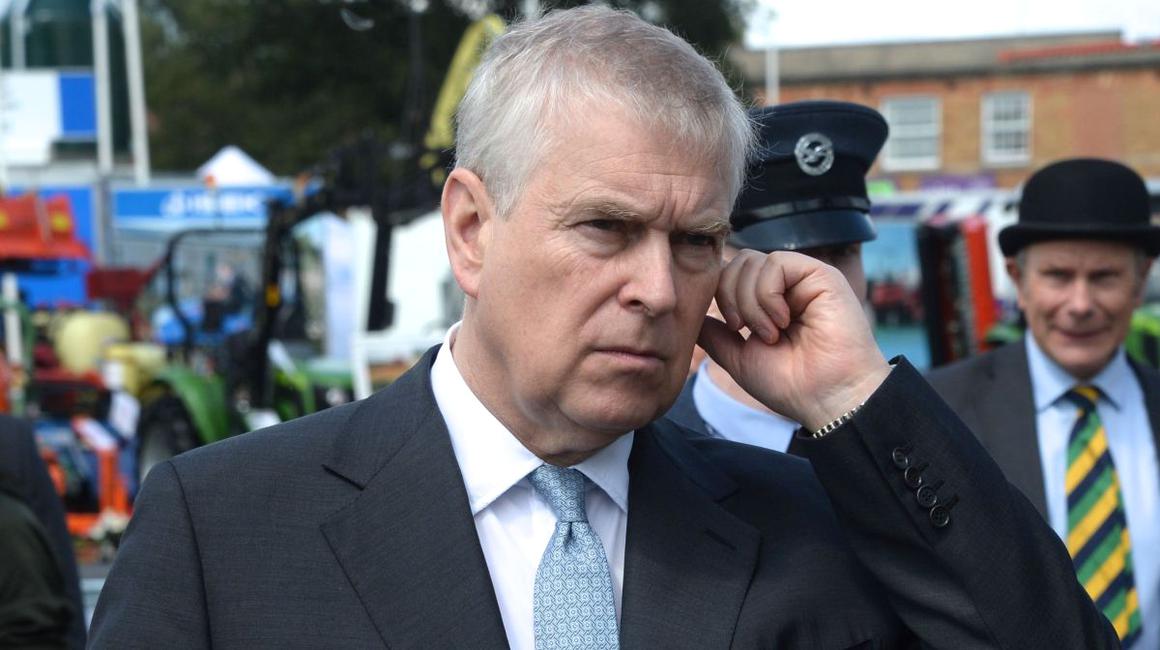 Prințul Andrew întrerupe legăturile cu un om de afaceri chinez acuzat de spionaj