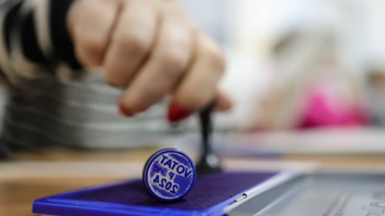 Prezența la vot depășește așteptările de Ziua Națională a României. Cum decurge votul și care este situația renumărării