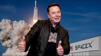 SpaceX este evaluată la 350 de miliarde de dolari. De ce Musk a decis să cumpere acțiunile angajaților