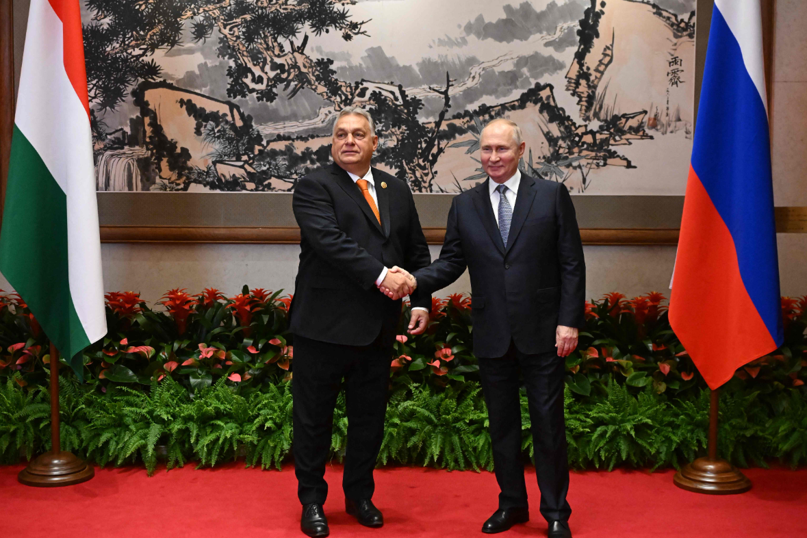 Viktor Orbán l-a sunat pe Putin pentru a discuta despre încheierea războiului din Ucraina