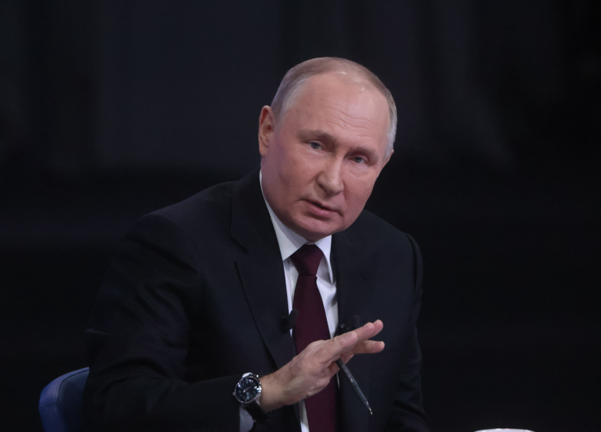 Putin afirmă că invazia Ucrainei ar fi trebuit să înceapă „mai devreme”