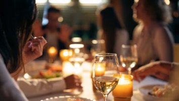 De Secret Santa, ai un Secret Lover cu „Timeleft”. Cum întâlnirile secrete transformă sărbătorile în peste 60 de țări