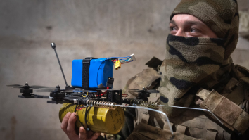 Kiev atacă pentru prima dată pozițiile rusești folosind doar drone FPV terestre