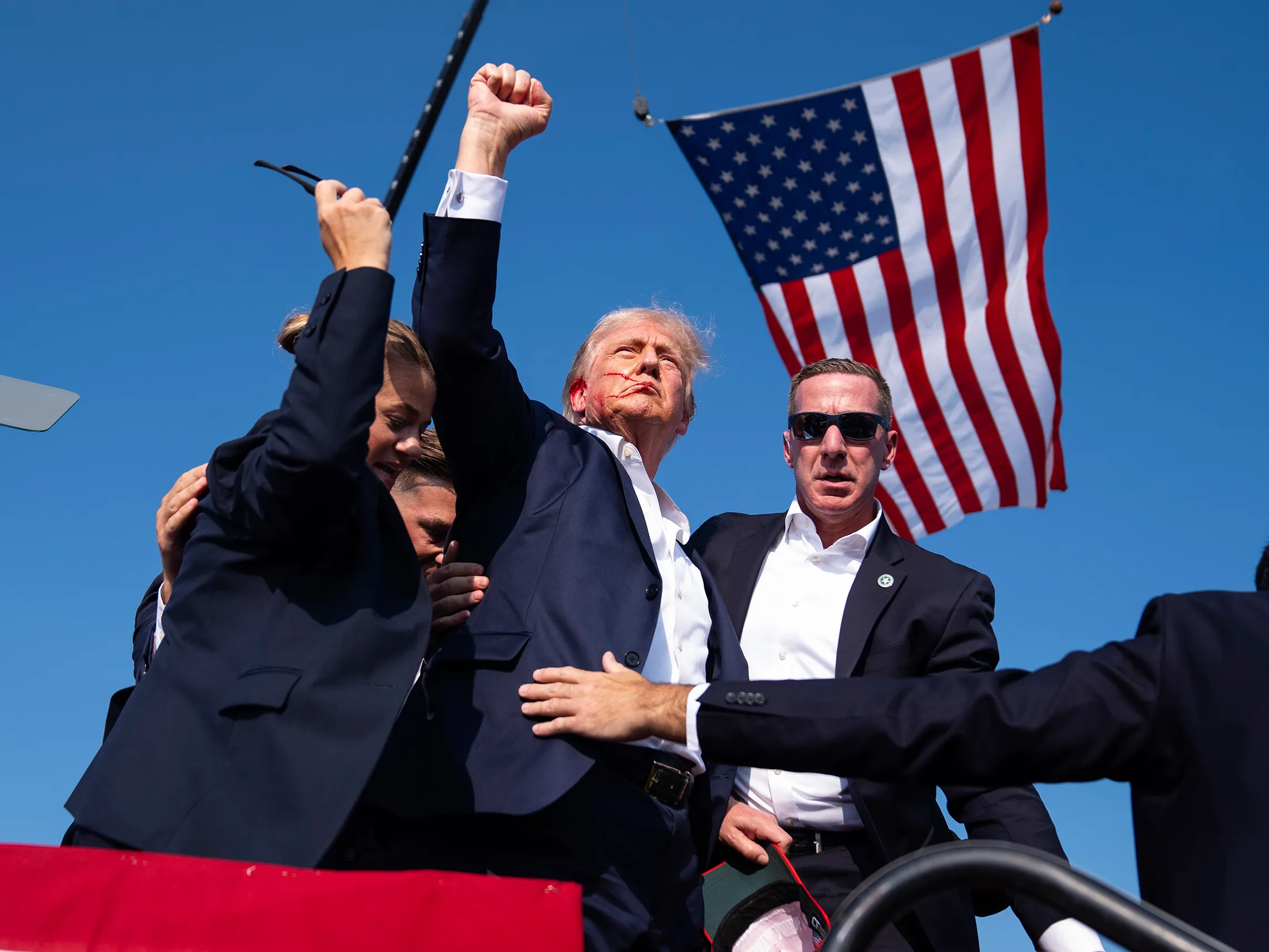 Donald Trump își extinde brandul. „Fight Fight Fight” este noua linie de parfumuri a președintelui
