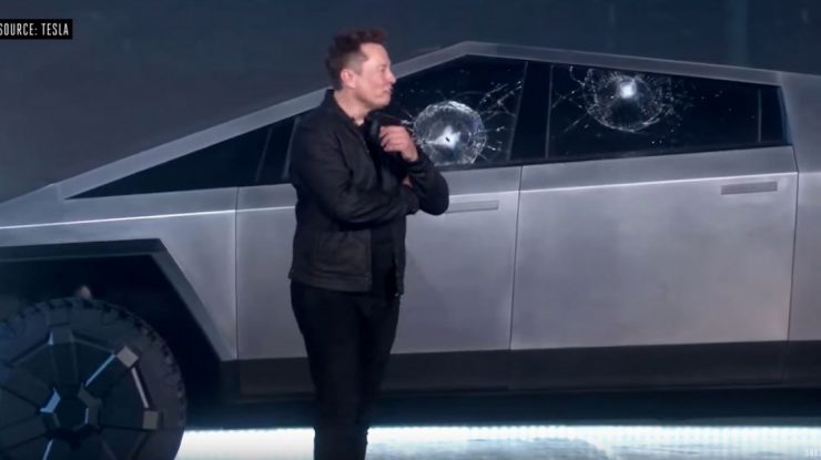 Tesla începe o avalanșă de retrageri. Aproape 700.000 de vehicule au probleme legate de presiunea în pneuri
