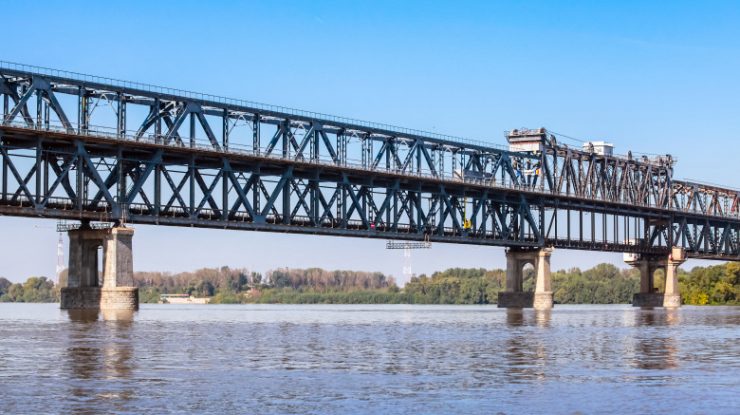 Podul de peste Dunăre de la Ruse va fi deschis circulaţiei în perioada sărbătorilor de Crăciun şi Anul Nou