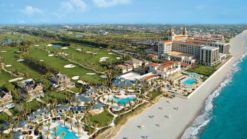 6 destinații de lux pe care să le vizitezi iarna asta. Palm Beach are plaje idilice și magazine de designer pe Worth Avenue