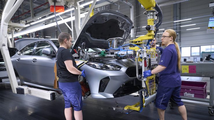 BMW dă o șansă motoarelor diesel, dar fără motorină. Noua rețetă? HVO este un combustibil din uleiuri vegetale care reduce emisiile de CO2