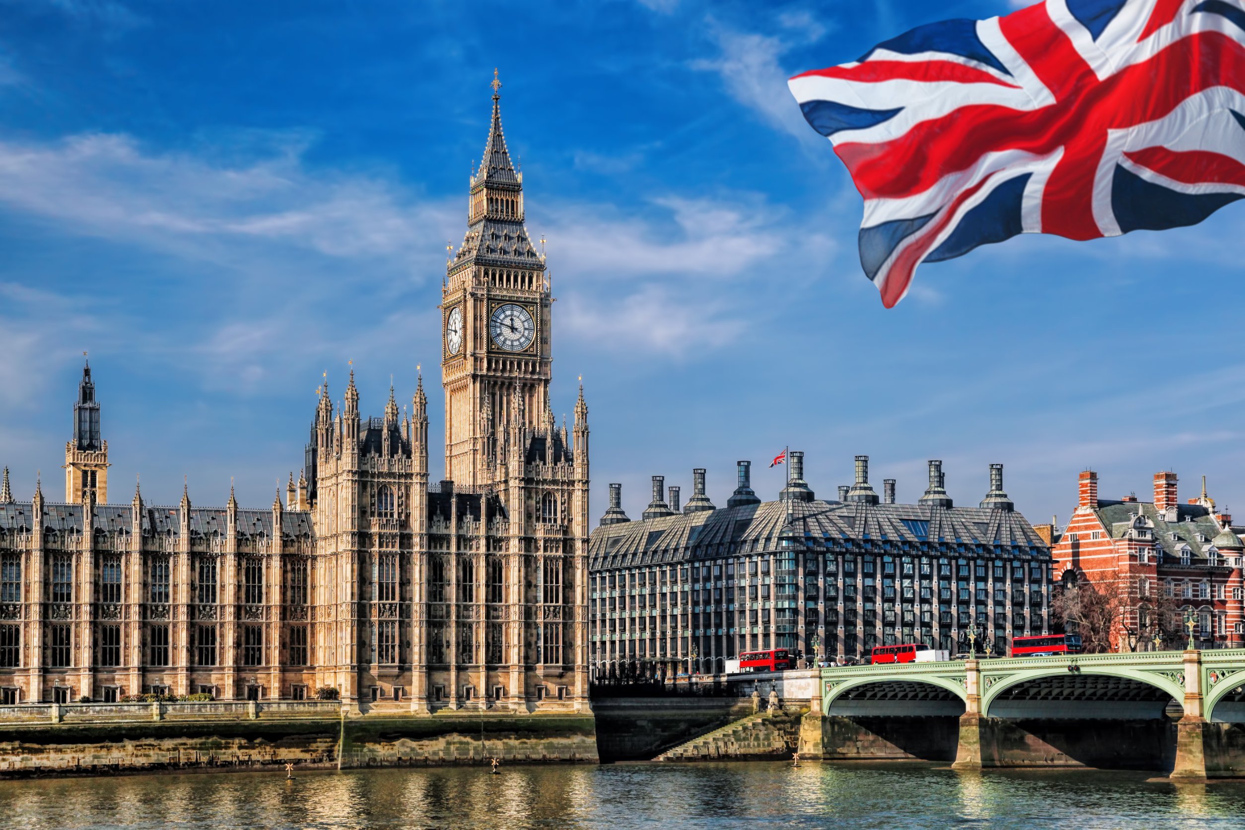 Ce orașe vizitezi în 2025? Resonance pune Londra, Paris și New York în topul celor mai „adorabile” destinații din lume