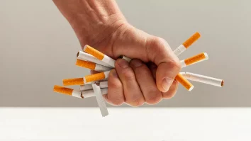 Comisia Europeană recomandă statelor membre să interzică fumatul în spații publice. România a votat proiectul, deși inițial s-a opus