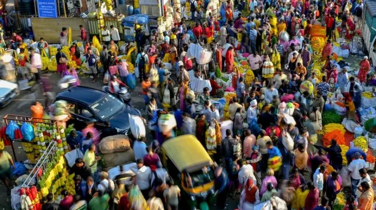 India a devenit cea mai populată țară din lume, însă discuțiile despre pentru creșterea natalității iau amploare