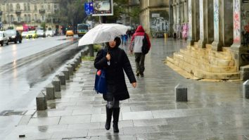 Ești gata de weekend? Fii pregătit pentru ploi insistente în sud, centru și est. Pe litoral vor fi 15°C